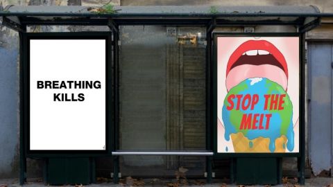 panneaux publicitaires et messages militants pour le climat