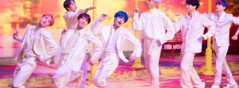 Comment les fans de KPop soutiennent le mouvement BLM Le groupe de Kpop BTS