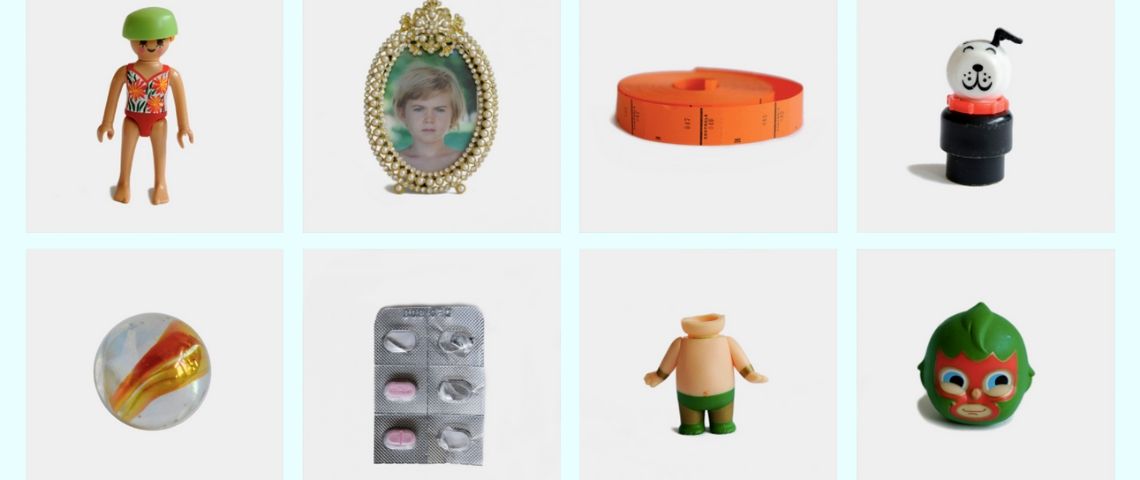 Cette artiste a passé 2 ans à photographier les 10 532 objets de sa maison galerie d'objets