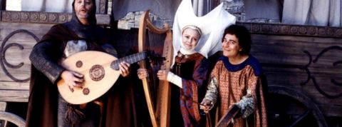 Oyez oyez braves internautes, la musique médiévale fait son come-back sur YouTube extrait du film les visiteurs