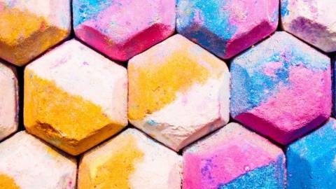 Des shampoings solides multicolores