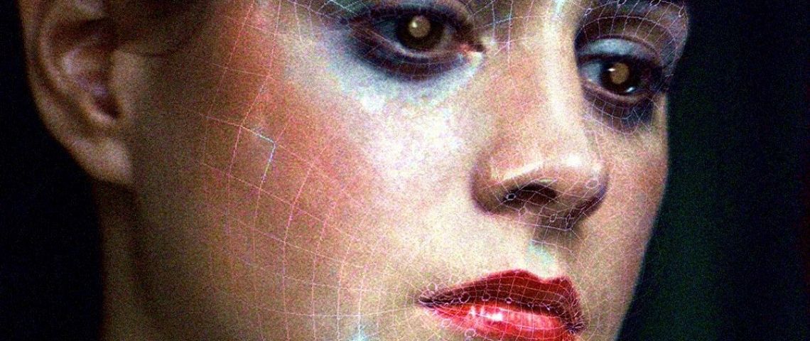 Johanna Jaskowska, l’artiste française qui veut faire de nous des cyborgs visage de femme androide