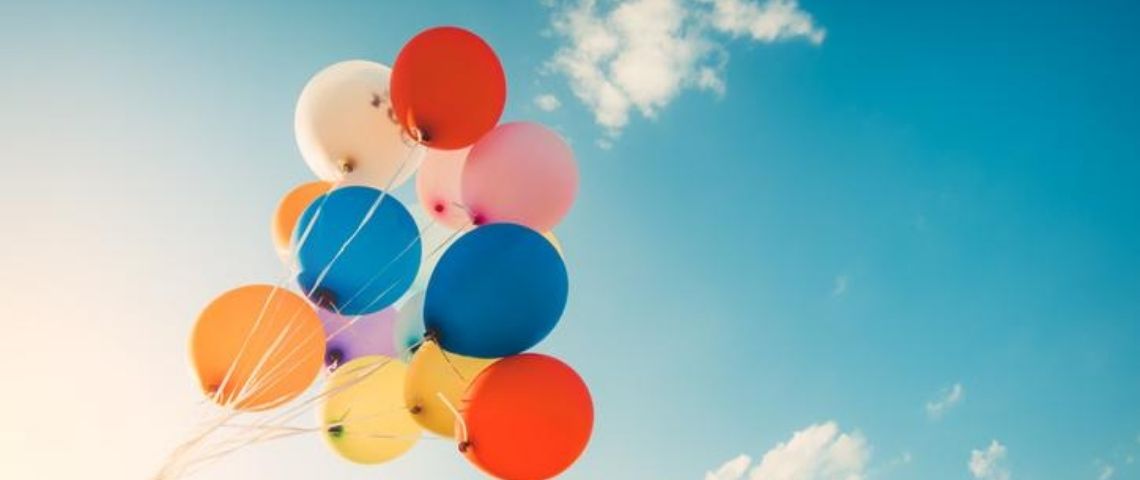 Télétravail : comment veiller à la santé mentale de vos équipes ? Des ballons dans l'air