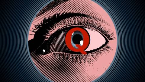 une image d'oeil avec la lettre Q au milieu