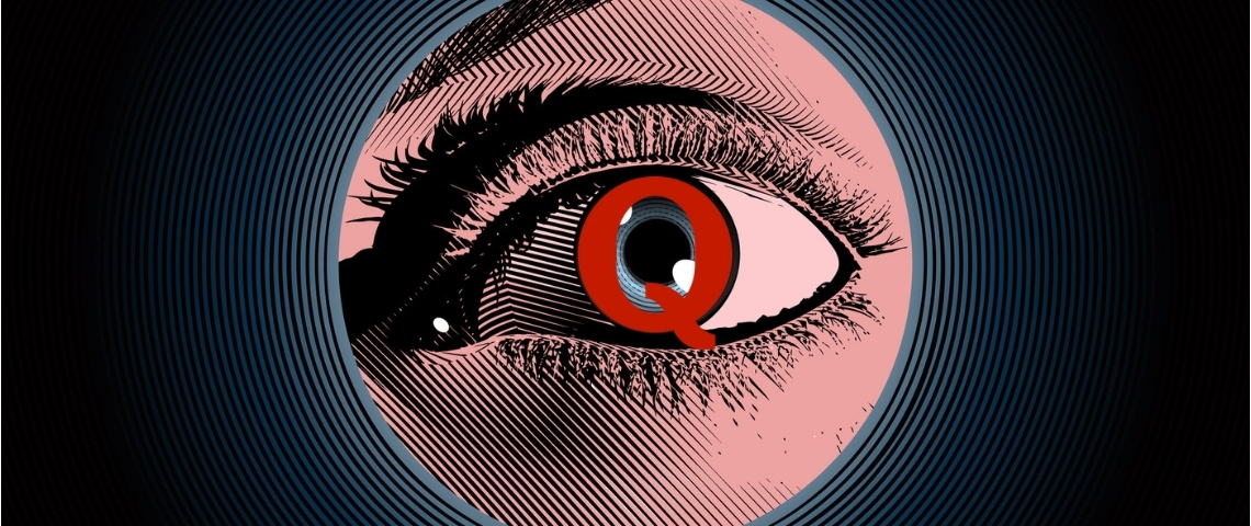 QAnon dévoilé une image d'oeil avec la lettre Q au milieu
