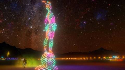 buBurning Man 2020 : à quoi ressemble le festival en version virtuelle ? rning-man-virtuel