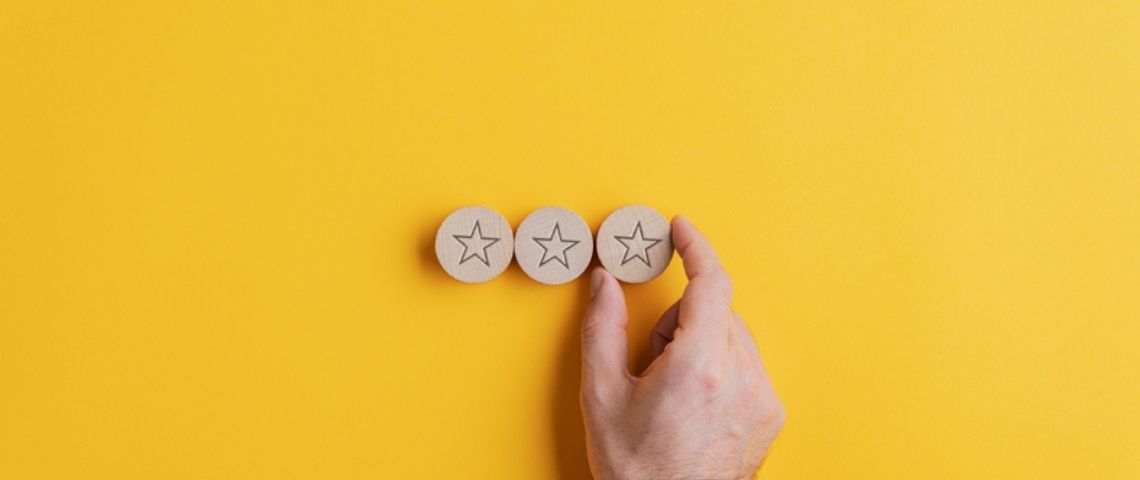 5 choses à faire ou à éviter pour obtenir de bons avis clients étoiles de notation