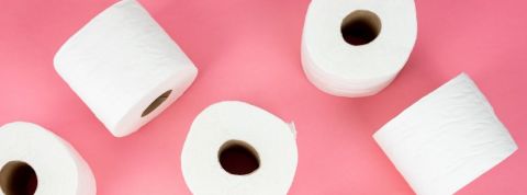 Les produits insolites au CBD Rouleaux de papier toilette sur fond rose