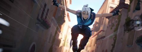 Valorant, le jeu qui a tué Fortnite une jeune femme ninja qui saute dans une rue