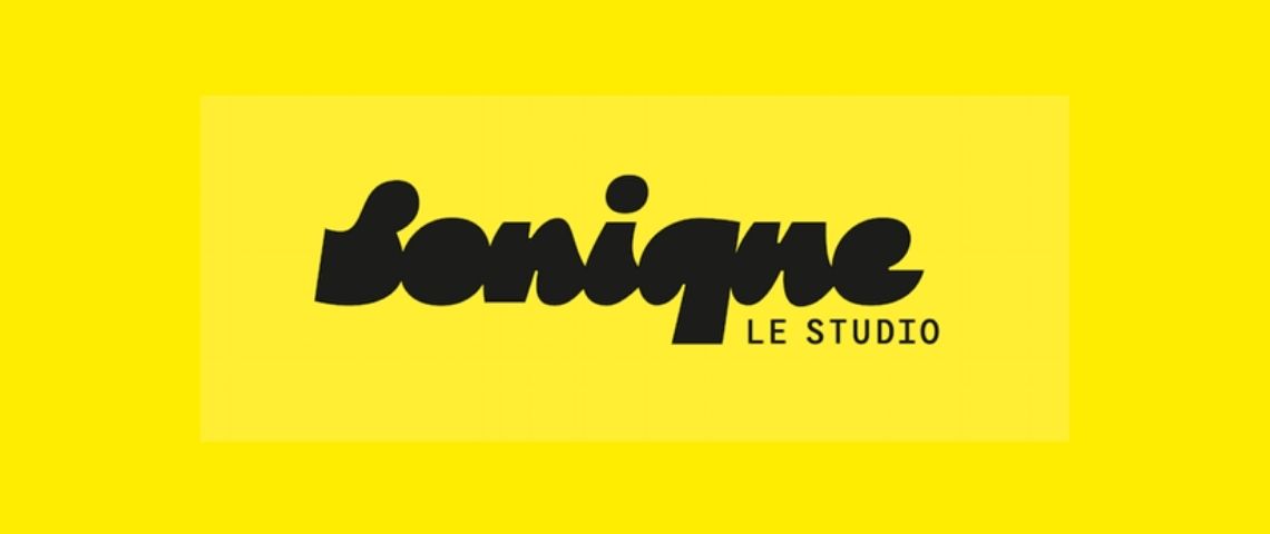 Nique - la radio lance son agence sonore Sonique - le studio Logo de l'agence Sonore Sonique-Le studio