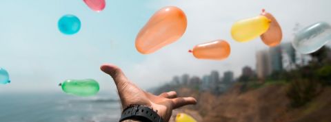 « Il est où l’bonheur ? » : la réponse est peut-être dans ce musée danois une main tendue vers des ballons