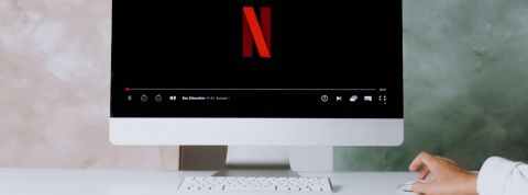 Quels sont les principes de management de Netflix ? Un écran d'ordinateur avec le logo de Netflix