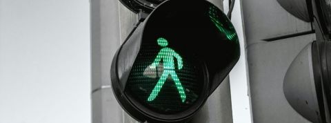 Les Français misent sur les villes Un feu vert piéton