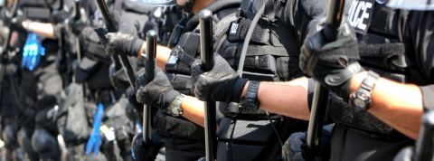 La plume contre le baton La plume contre le baton