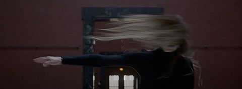 « Dans le noir, on voit mieux » : ce film raconte les états de transe par la danse « Dans le noir, on voit mieux » : ce film raconte les états de transe par la danse