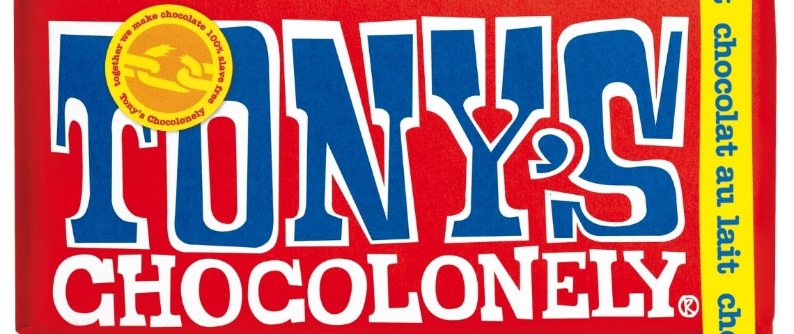 Tony’s Chocolonely a présenté la 8ème édition de son évènement annuel « la Tony’s FAIR » qui avait pour thème « Accélérer le changement social ». Tablette de chocolat Tony’s Chocolonely