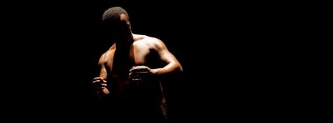 « Upload » : quand la danse hip hop racontre notre rapport ambigu aux machines « Upload » : quand la danse hip hop racontre notre rapport ambigu aux machines