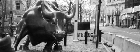 Les plateformes de seconde main se lancent en bourse La statue du taureau de Wall Street