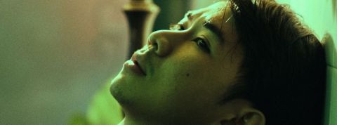 La génération Z et l'anxiété Un adolescent asiatique