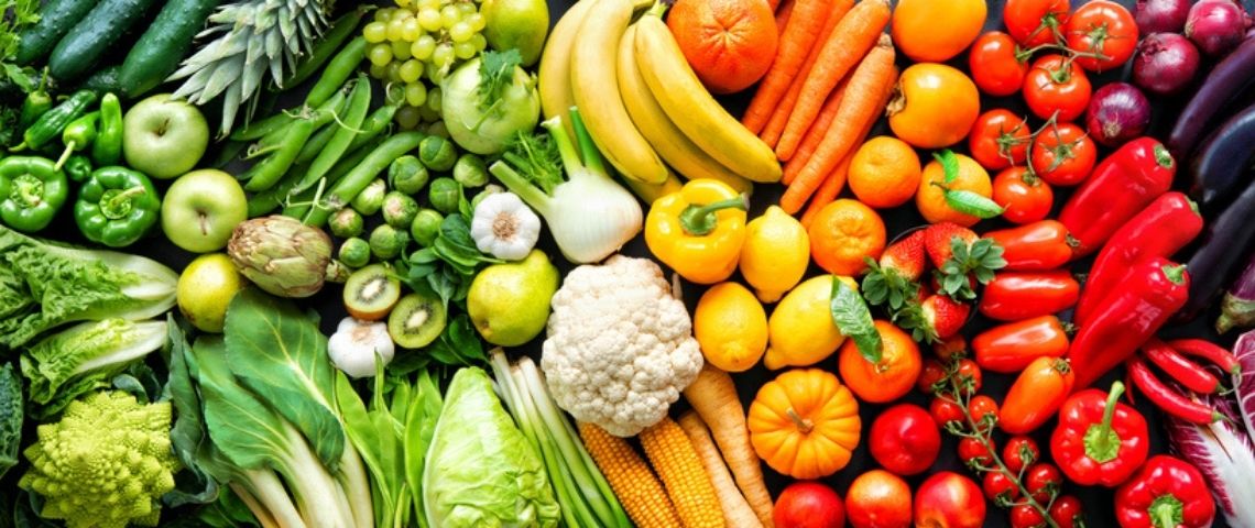 Deux ans après son lancement, le premier drive zéro déchet de France va se développer dans tout le pays Des légumes en vrac