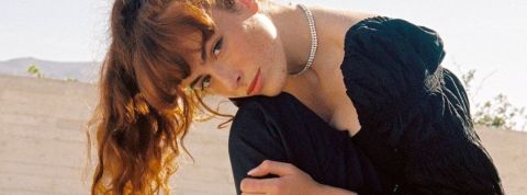 Artistes, militants, influenceurs… top 24 moins des 25 ans à suivre Photo de la jeune chanteuse Poupie