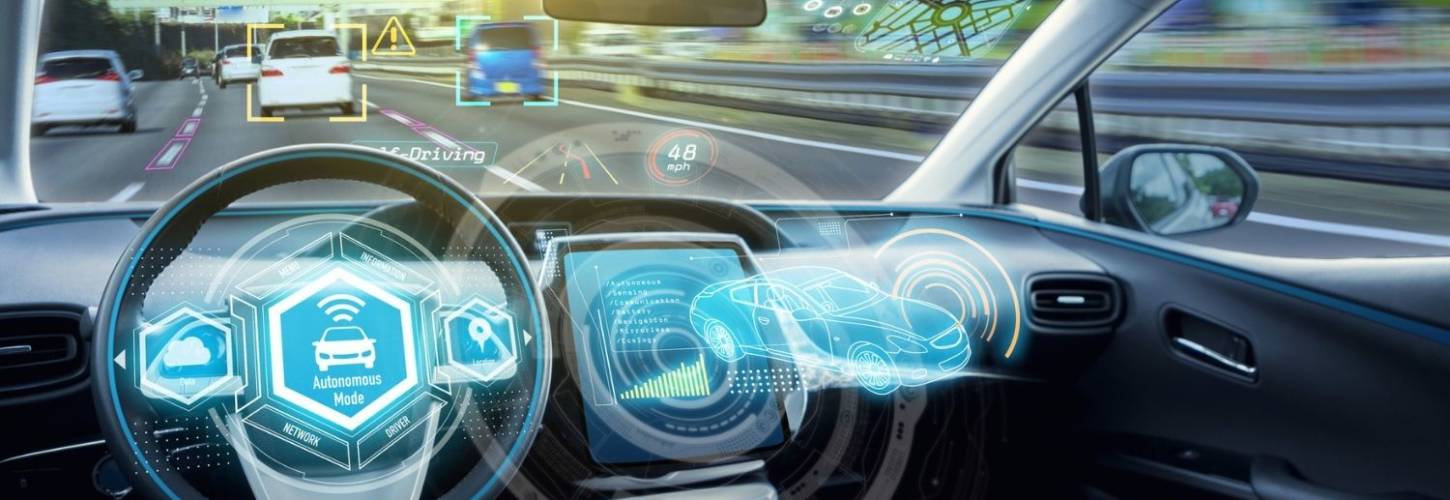 La voiture connectée et l'IA, prélude à la voiture autonome La voiture connectée et l'IA, prélude à la voiture autonome
