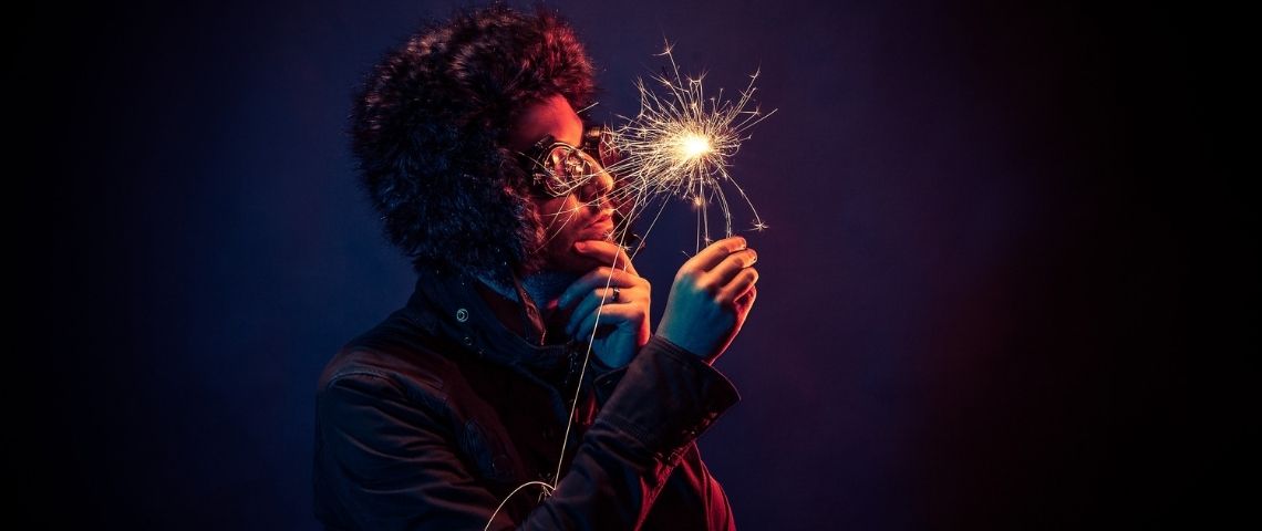 Innovation : comment diable expérimenter ? Homme, lumière, artifices