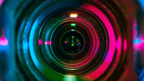 Quand il n'y a plus personne dans les rues, les caméras crèvent les yeux