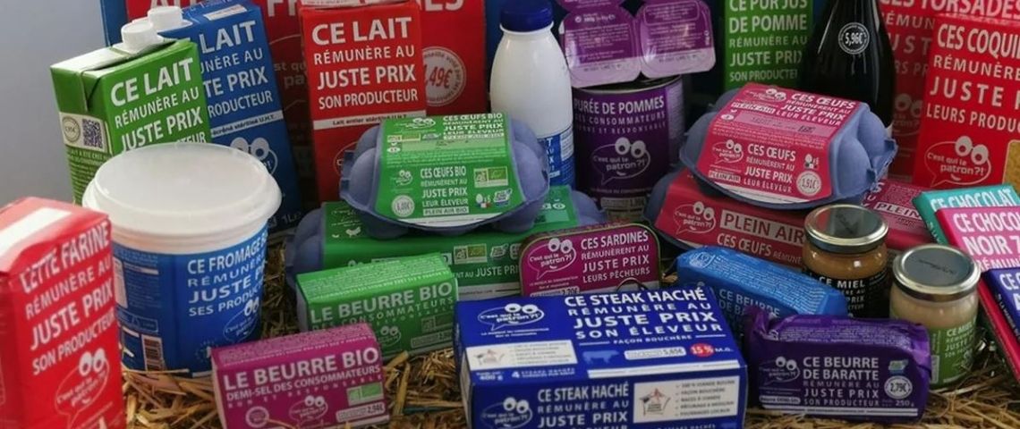 C’est qui le Patron ?! propose de partager ses ingrédients solidaires pour aider en urgence plus de producteurs en leur permettant de vivre de leur travail. Produits de la marque C’est qui le Patron ?!