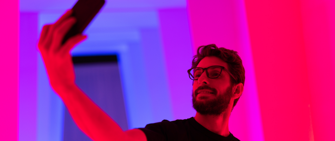 Comment capitaliser davantage sur la micro-influence en 2021 ? Un influenceur