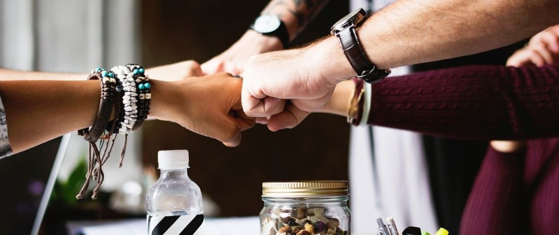 Webqam annonce le lancement de son propre service d'incubation : L'InQubateur Equipe se faisaint un check collectif