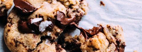 gros-plan-cookie Gros plan d'un cookie au chocolat