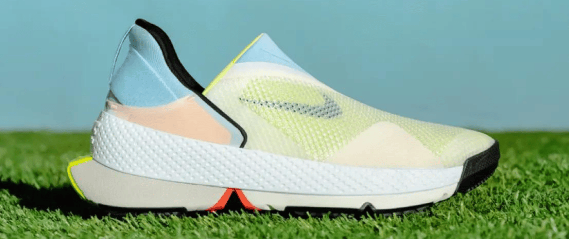 A peine sortie, le nouveau modèle de basket hands free de Nike est pris d'assaut par les conso'tradeurs La nouvelle paire de baskets hands free de Nike
