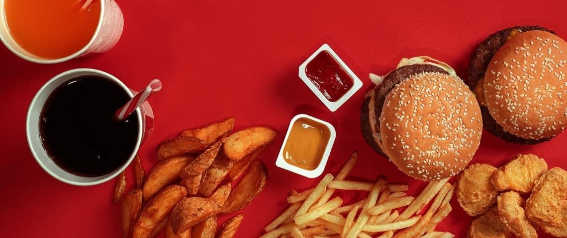 McDonald's adopte le Nutri-Score en France Des burgers, frites et sauces McDonald's