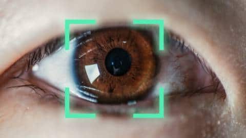 Un oeil analysé par un système de reconnaissance occulaire