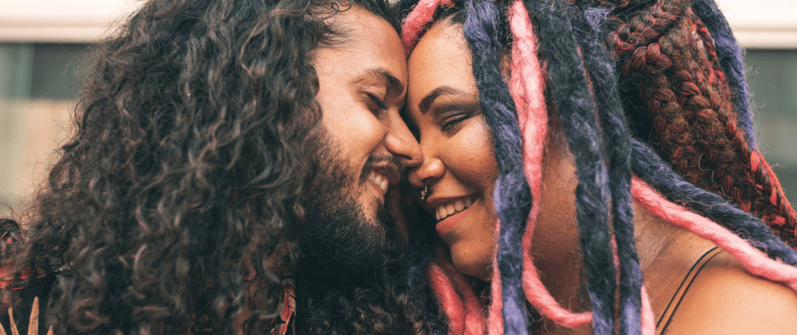 Le futur du dating sera t-il amical? Un couple