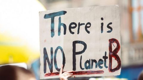Message  - There is no planet B - 