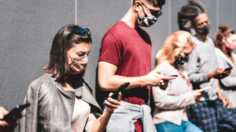 Attention aux fake news