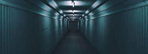 Angoisse, incertitude : pourquoi l'esthétique #LiminalSpace fascine les internautes ? Angoisse, incertitude : pourquoi l'esthétique #LiminalSpace fascine les internautes ?