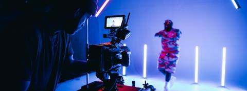 YouTube dans l’écosystème digital : un média « mass market hybride » pour les marques YouTube dans l’écosystème digital : un média « mass market hybride » pour les marques