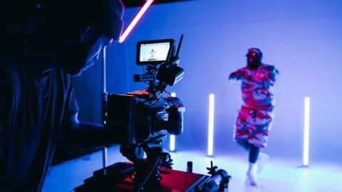 YouTube dans l’écosystème digital : un média « mass market hybride » pour les marques YouTube dans l’écosystème digital : un média « mass market hybride » pour les marques