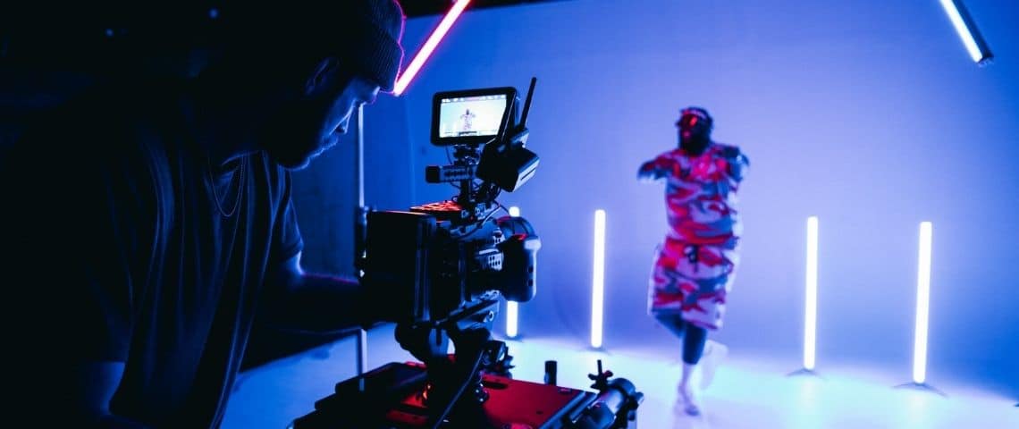 YouTube dans l’écosystème digital : un média « mass market hybride » pour les marques YouTube dans l’écosystème digital : un média « mass market hybride » pour les marques
