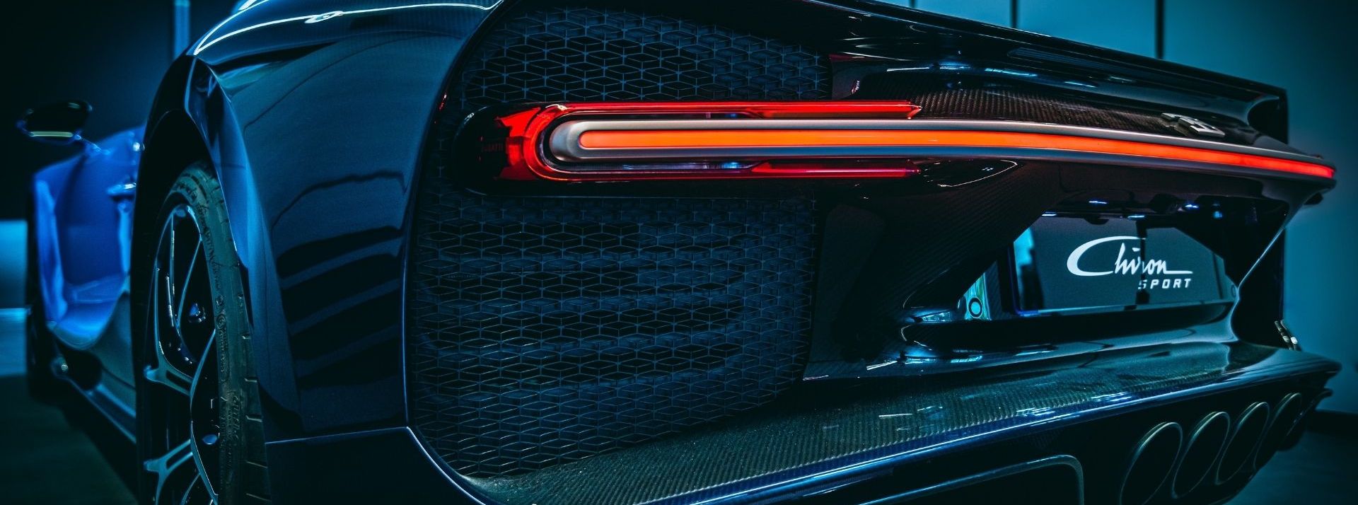 Comment YouTube peut-il être le terrain de jeu du search video ? Le cas du secteur automobile - L'ADN Bugatti
