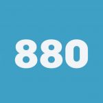 Le nombre 880 sur fond bleu avec des casques de réalité virtuelle