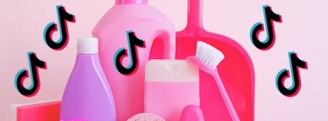 Cleantok Produits ménagers rose et logos TikTok