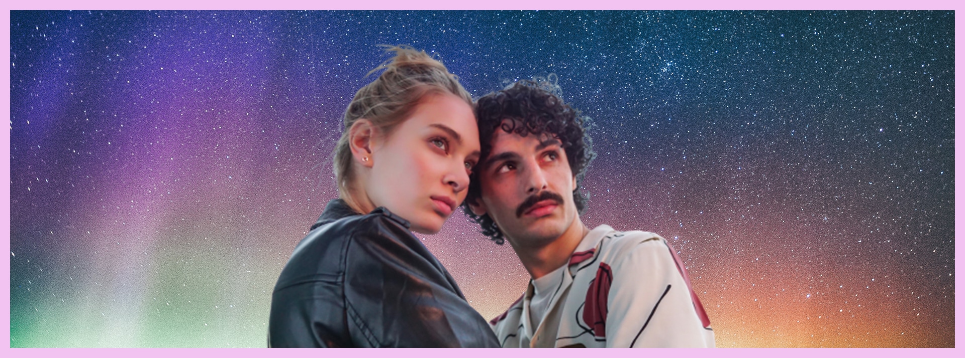 Amour astral, couple sur fond étoilé
