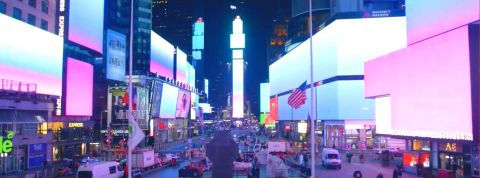 Avec Continuum, Time Square désactive la pub de ses panneaux lumineux Time Square en Février, oeuvre de Krista Kim