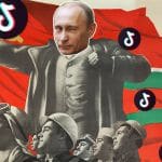 un montage sur une ancienne affiche de propagande sociétique avec Poutine qfaisant un clin d'oeil à la place de lenine