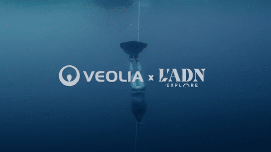 Veolia France - Cycles : Épisode 1, Marseille titre vidéo veilla x L'ADN explore sur fond de plongeur qui nage