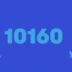 Le chiffre 10160 sur fond bleu avec des logos Twitter